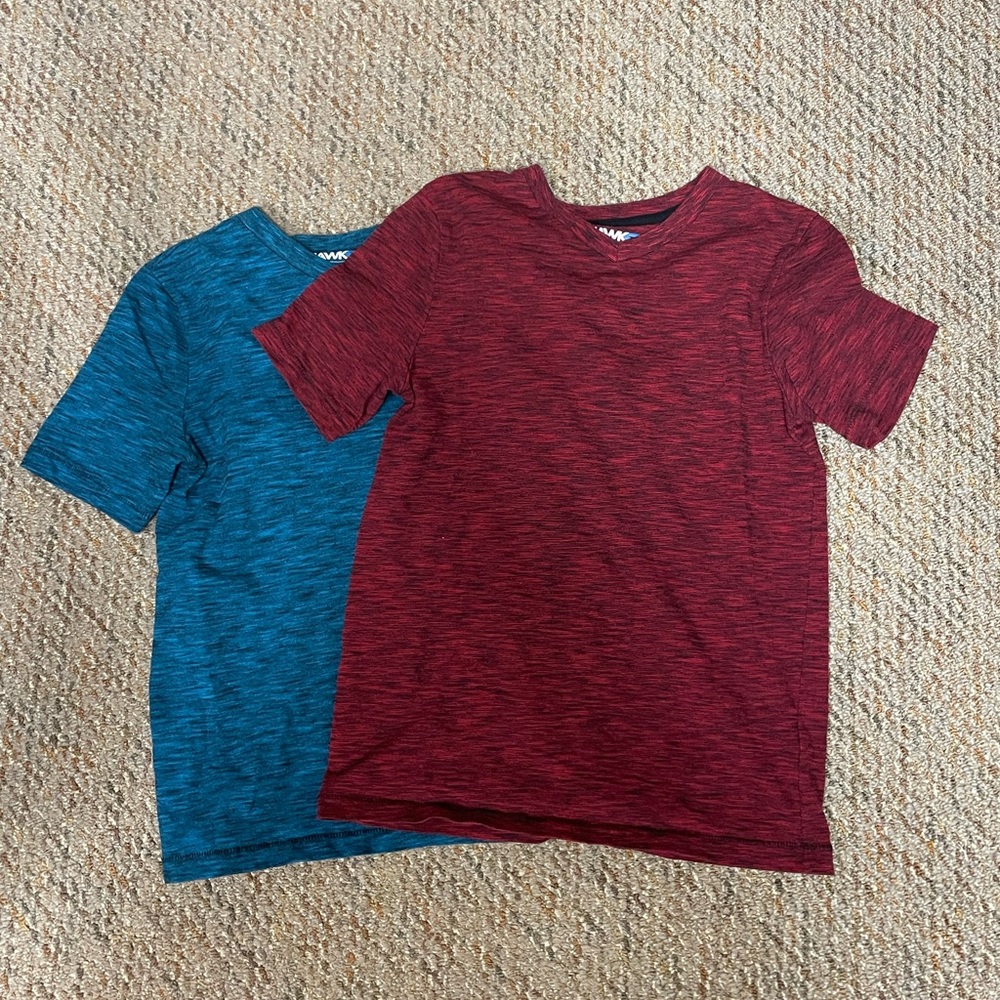 2️⃣ Tony Hawk Short Sleeve Tops